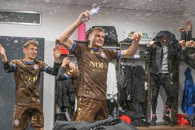 确的游泳技 确的游泳技